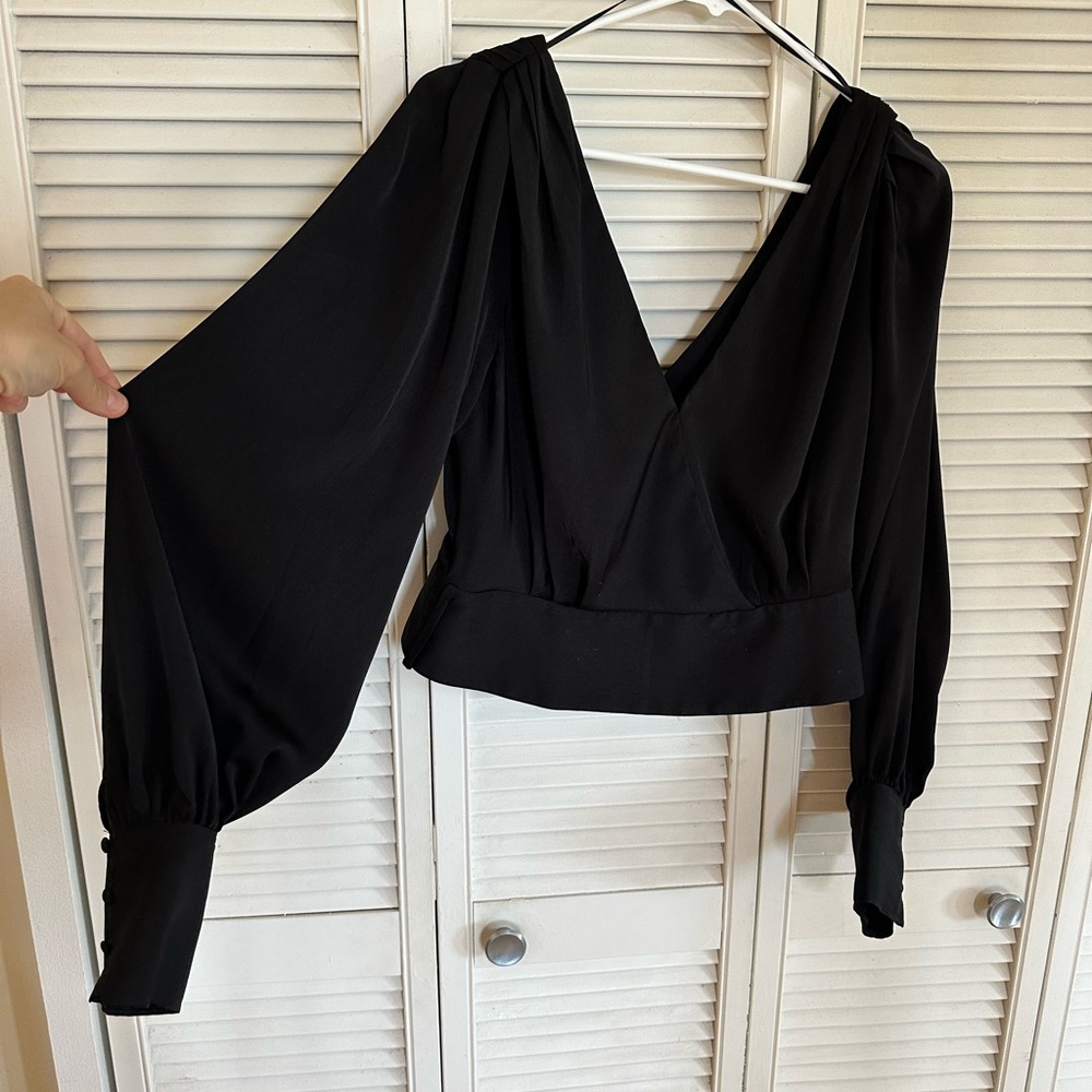 LAST CHANCE WEEKEND. Banana Republic Black Wrap Crop Blouse